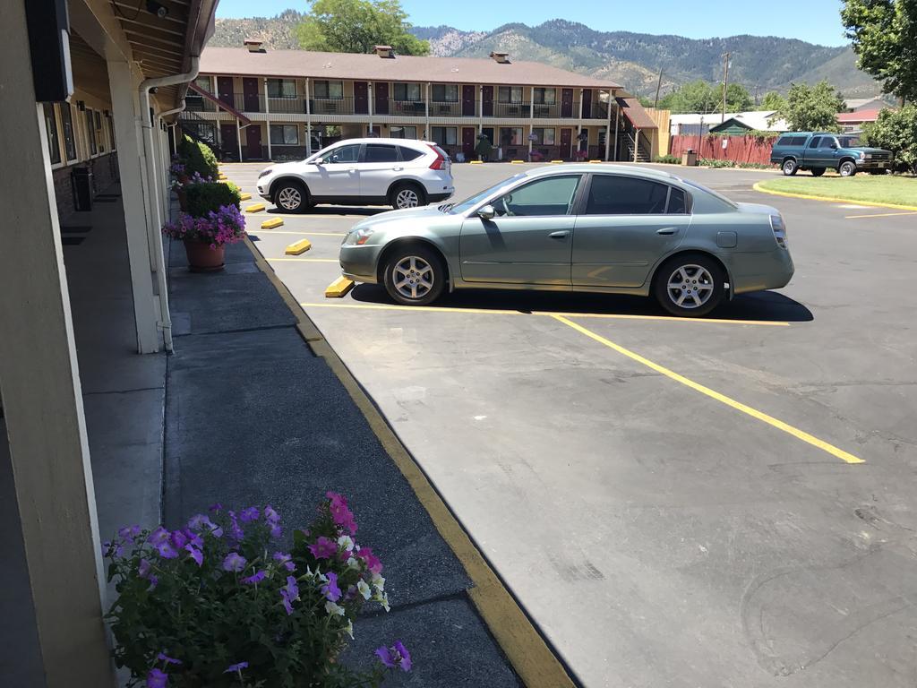 Klamath Motor Lodge Yreka Zewnętrze zdjęcie