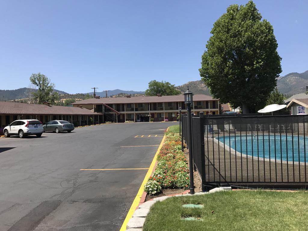 Klamath Motor Lodge Yreka Zewnętrze zdjęcie