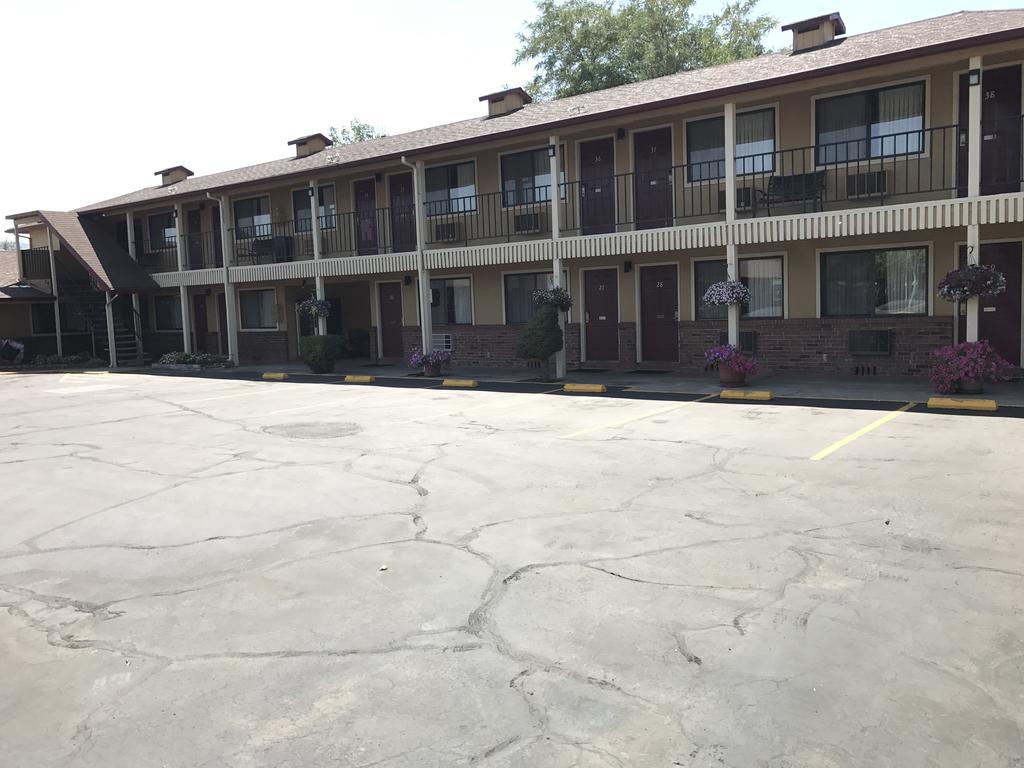 Klamath Motor Lodge Yreka Zewnętrze zdjęcie