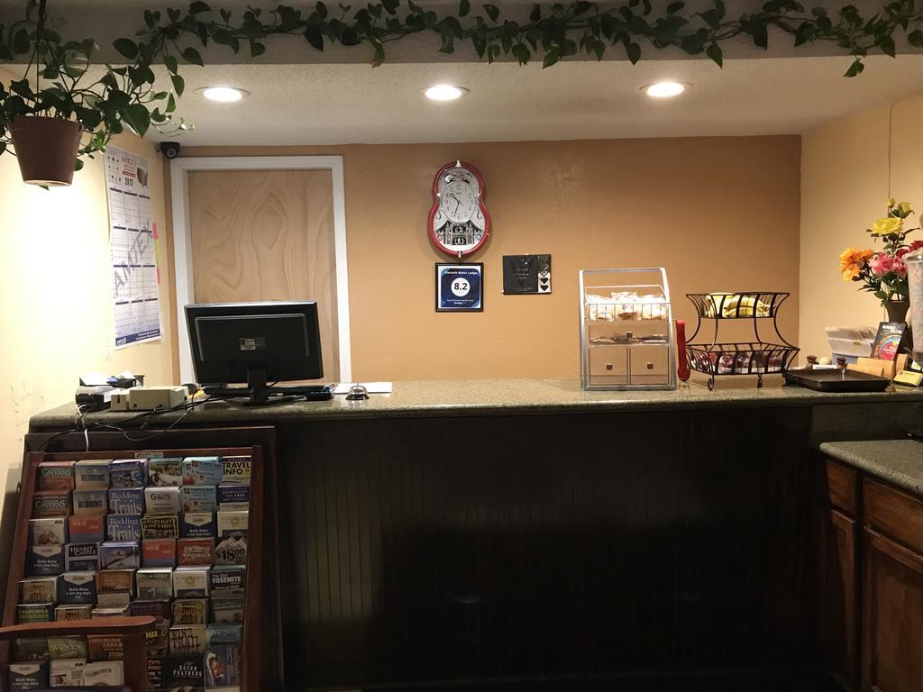 Klamath Motor Lodge Yreka Zewnętrze zdjęcie