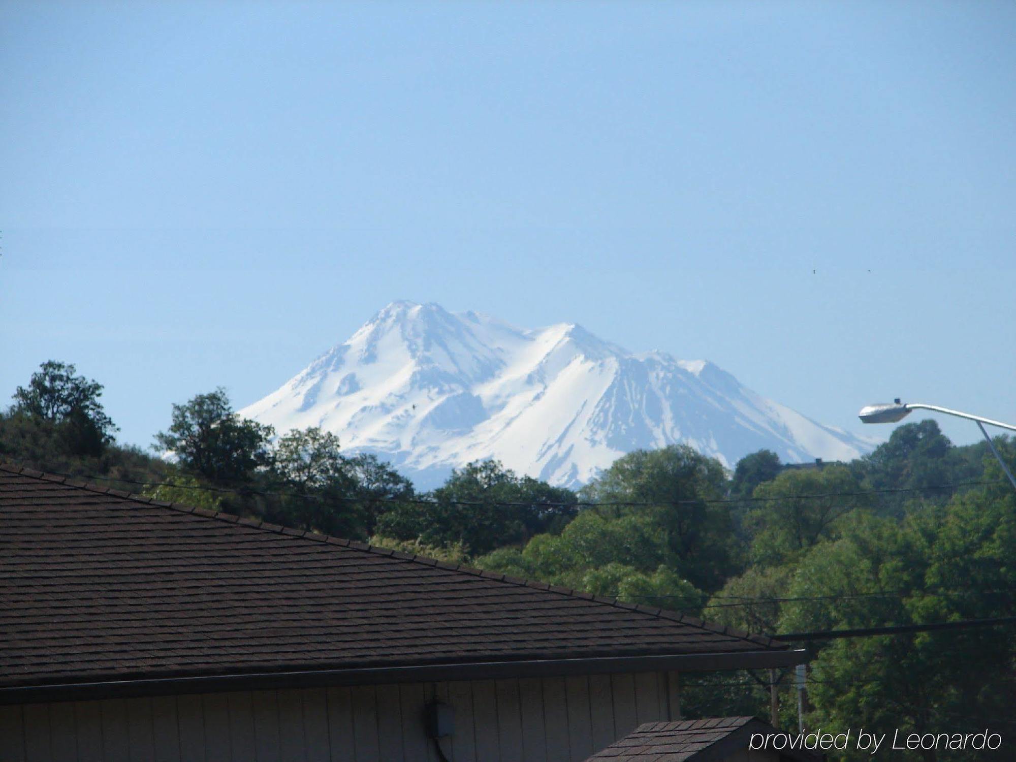 Klamath Motor Lodge Yreka Zewnętrze zdjęcie