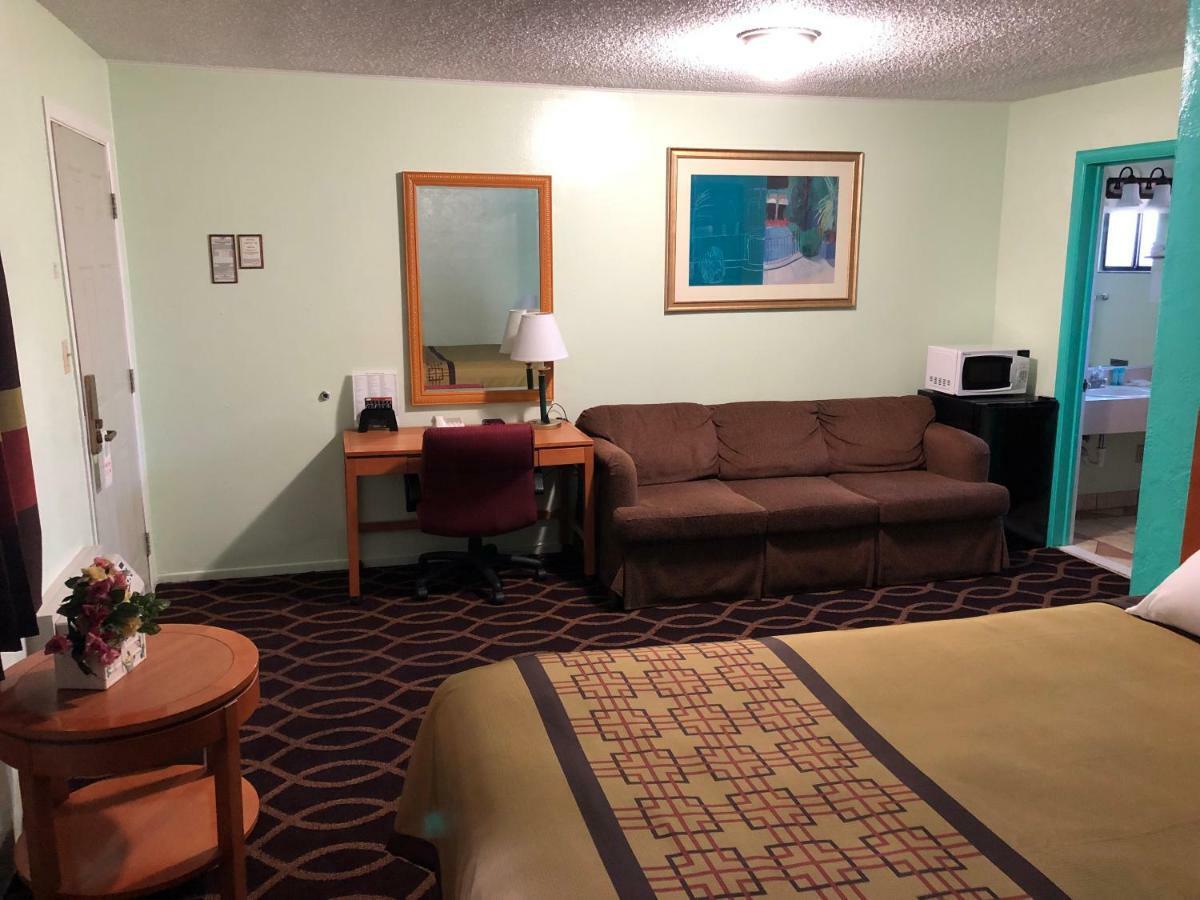 Klamath Motor Lodge Yreka Zewnętrze zdjęcie