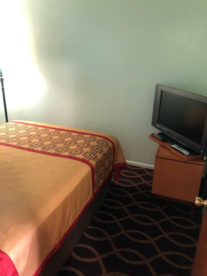Klamath Motor Lodge Yreka Zewnętrze zdjęcie